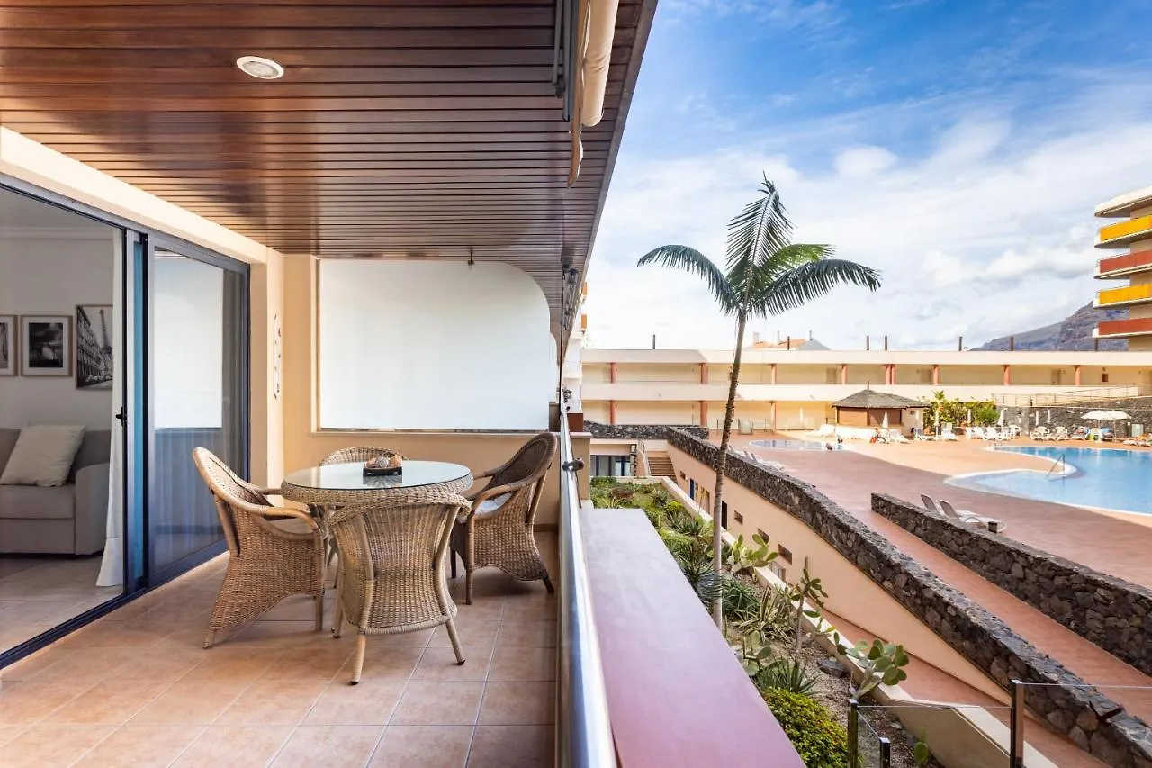 Balcon De Los Gigantes With Pool View Puerto de Santiago  Spain