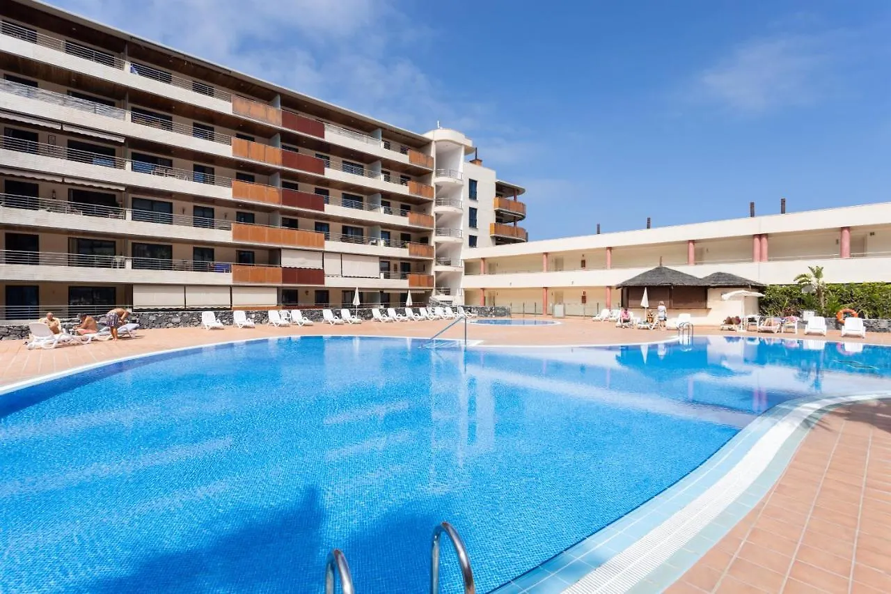 Balcon De Los Gigantes With Pool View Puerto de Santiago