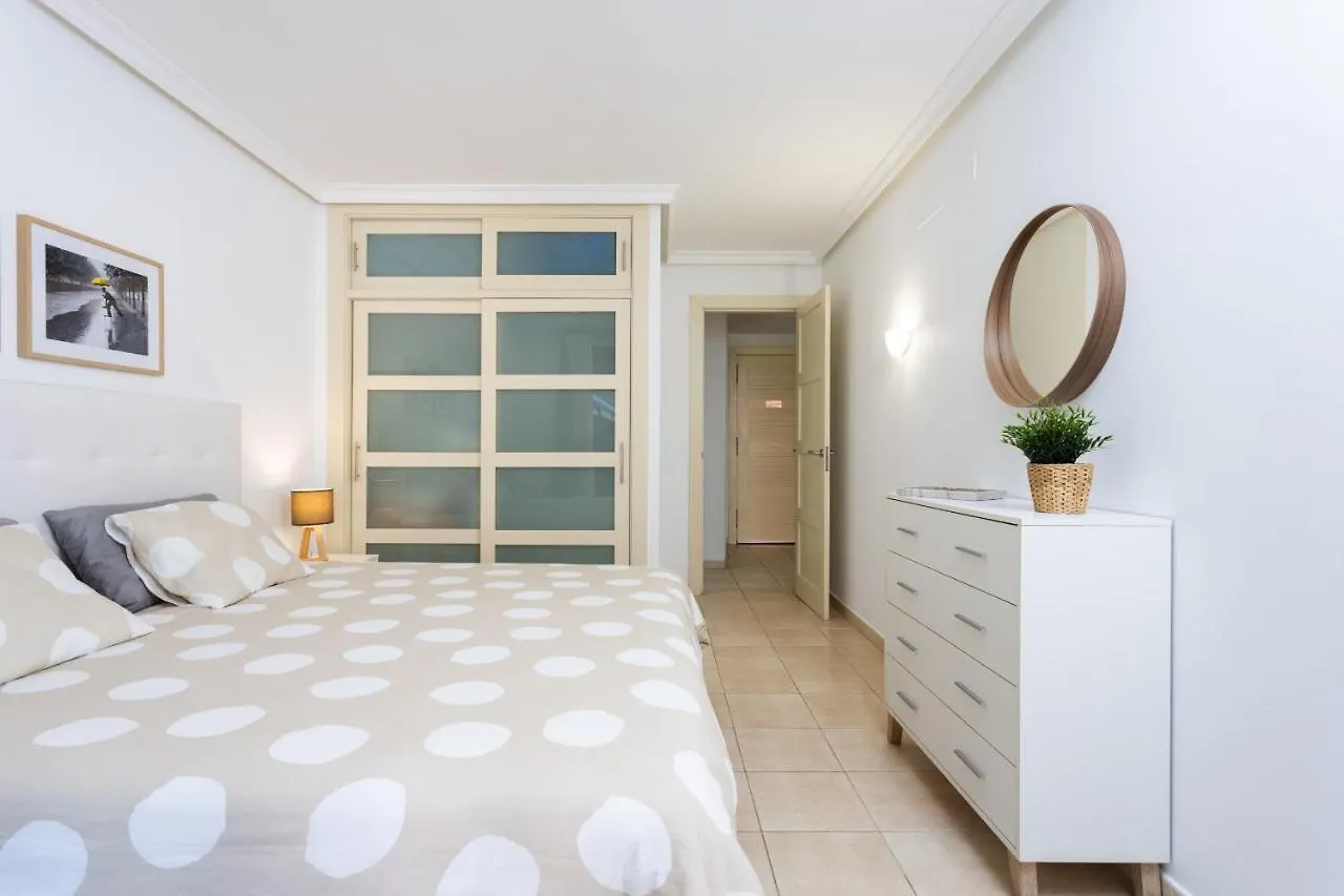 Balcon De Los Gigantes With Pool View Puerto de Santiago  Apartment